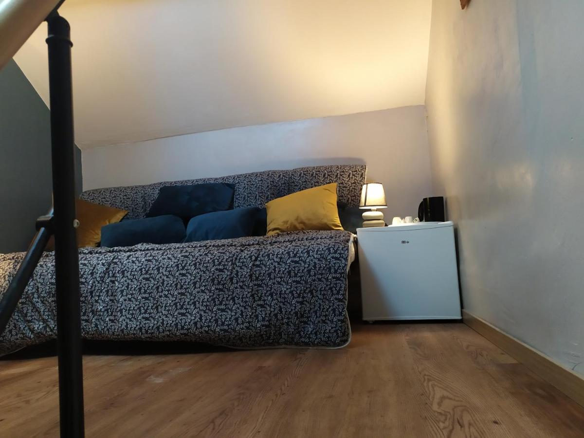 Petit Saint Hubert 1 A 4 Personnes Bed and Breakfast Velles  Eksteriør billede
