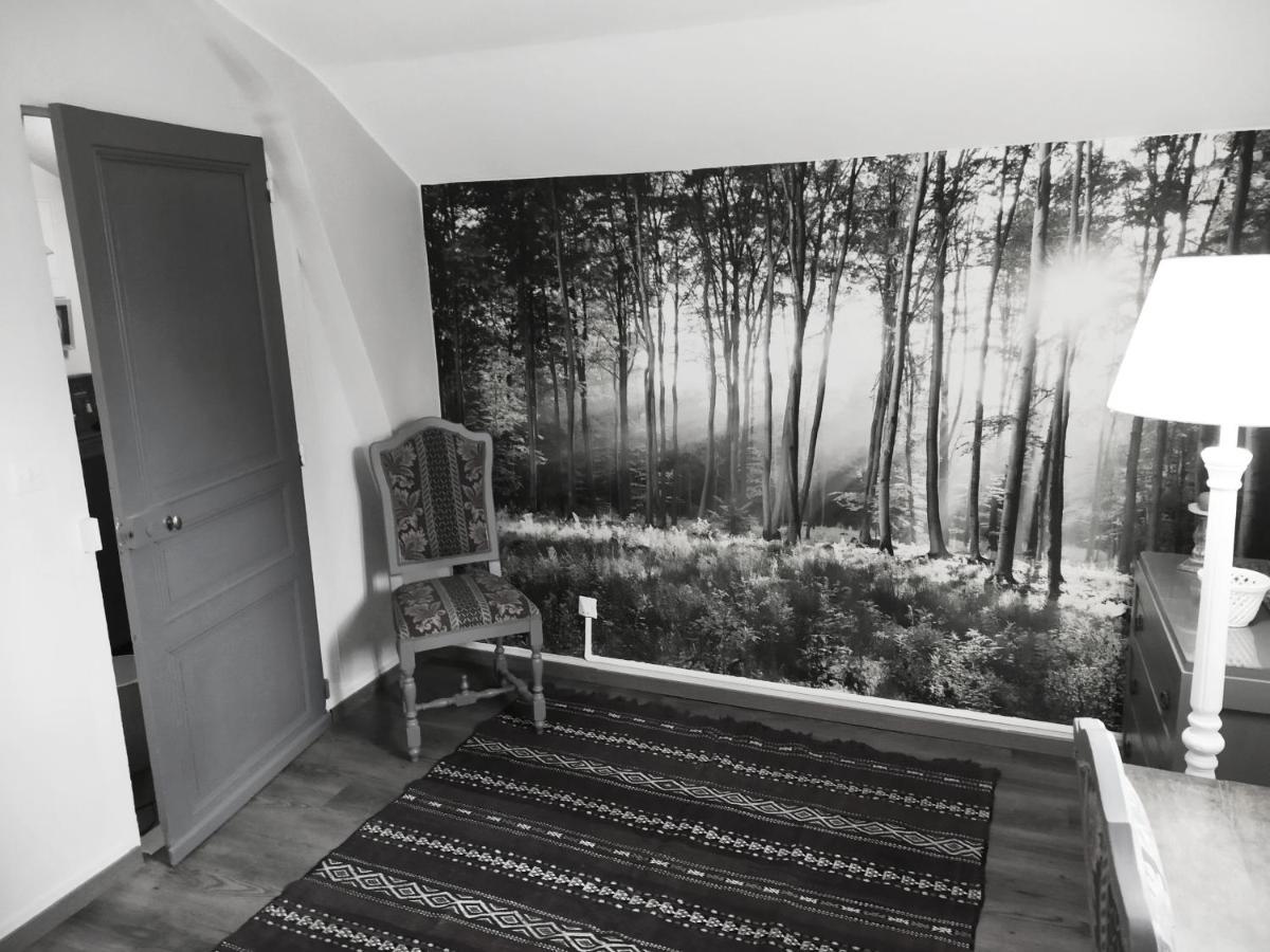 Petit Saint Hubert 1 A 4 Personnes Bed and Breakfast Velles  Eksteriør billede